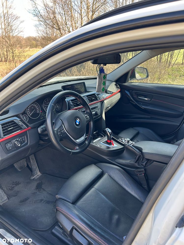 BMW Seria 3 330d Sport Line - 10