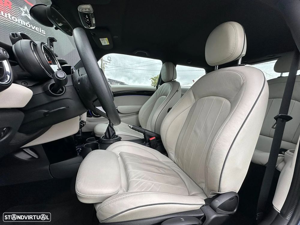 MINI 3 Portas Cooper D - 13