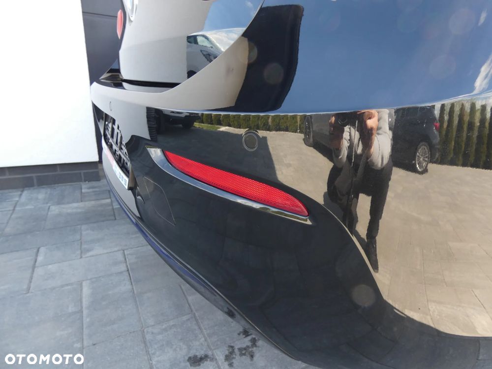 BMW Seria 1 118d Edition Metropolitan - 11