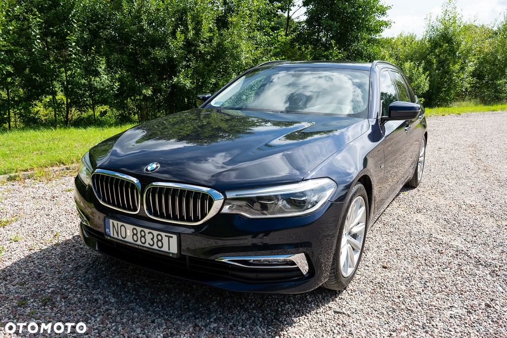 BMW Seria 5 530i xDrive Luxury Line - 2