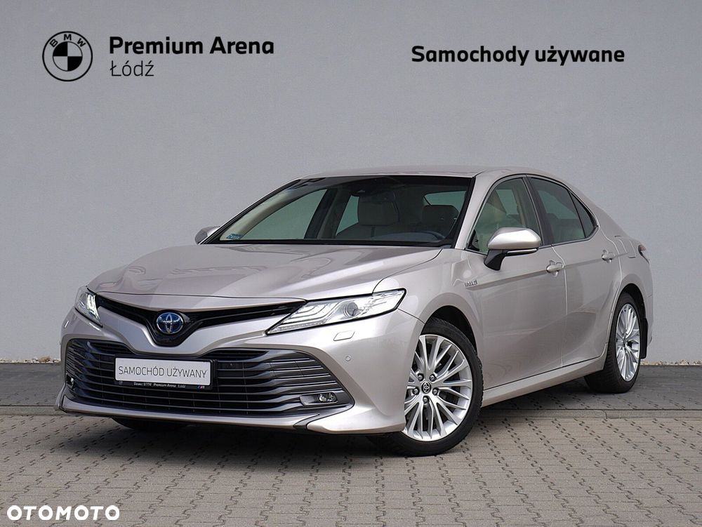 Toyota Camry - 2