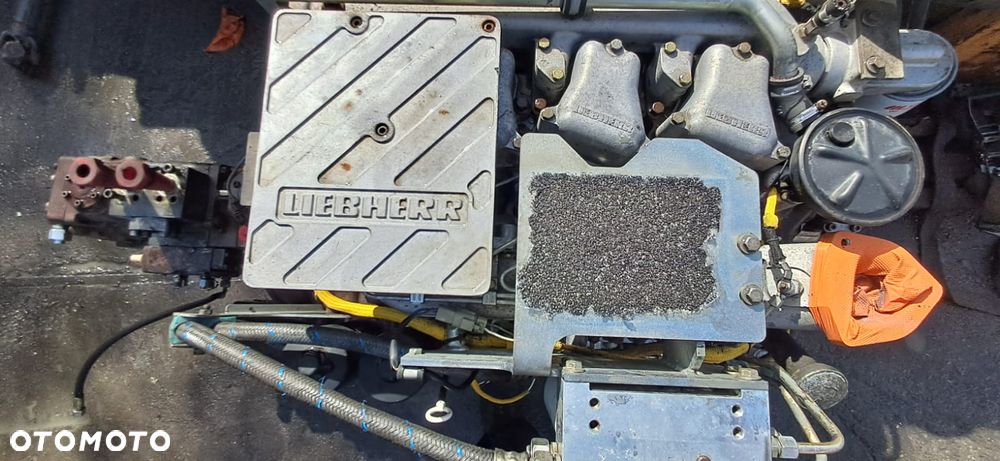 Silnik D 924 TI-E   (127KW) - 2