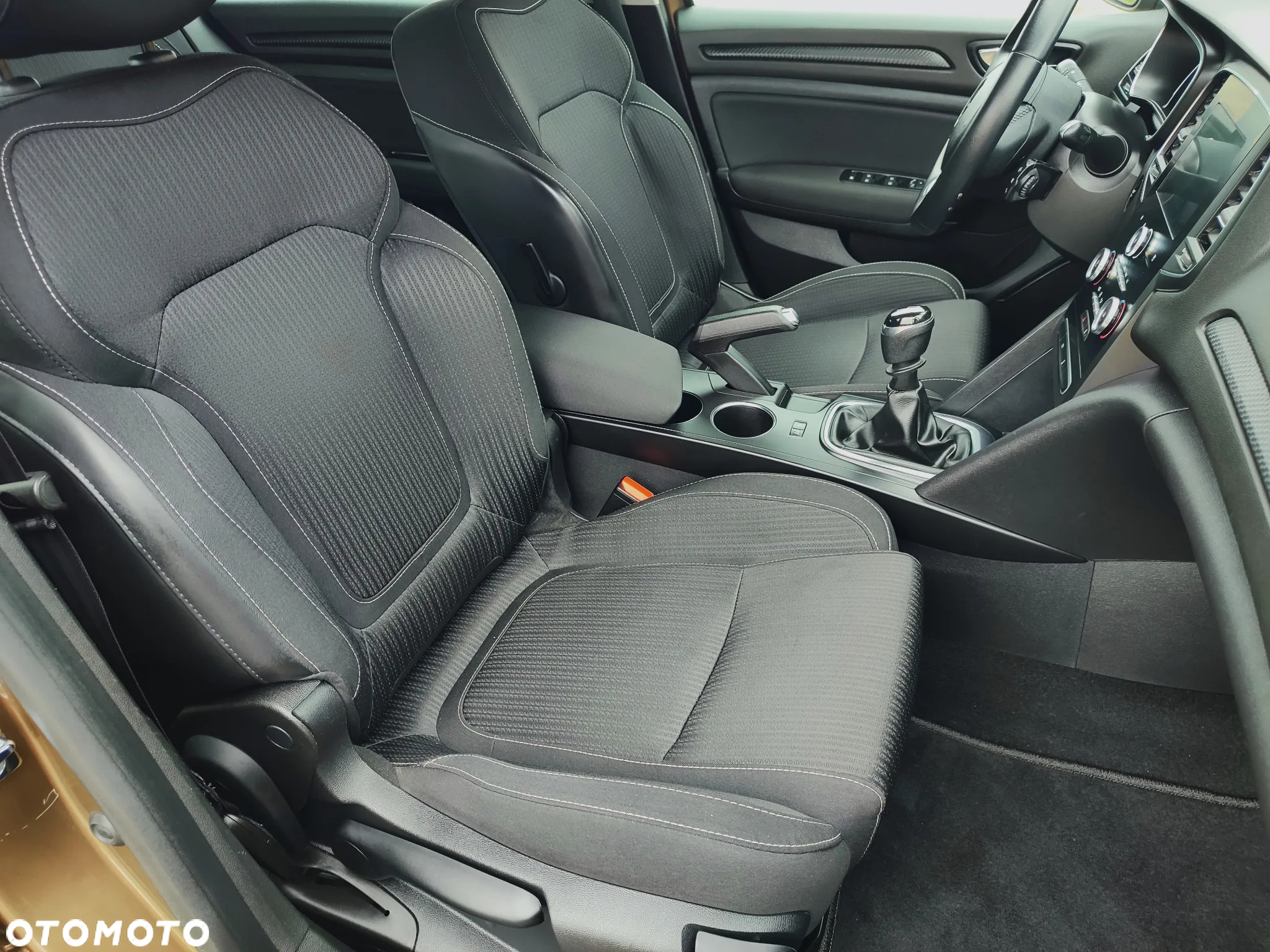 Renault Megane 1.5 dCi Business - 34