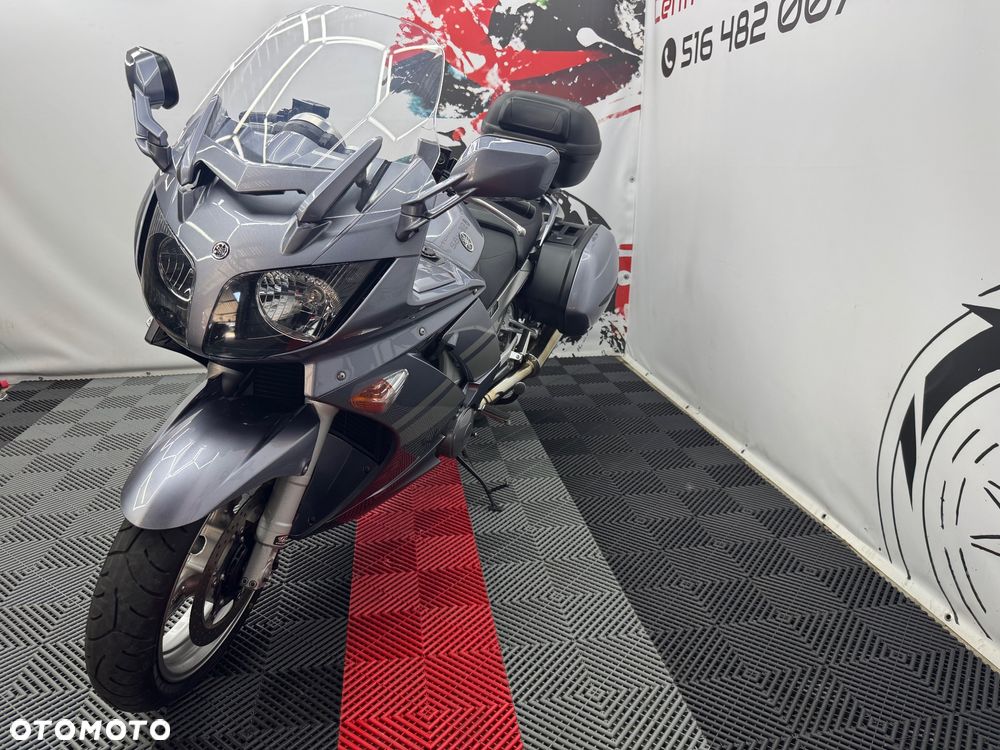Yamaha FJR - 40