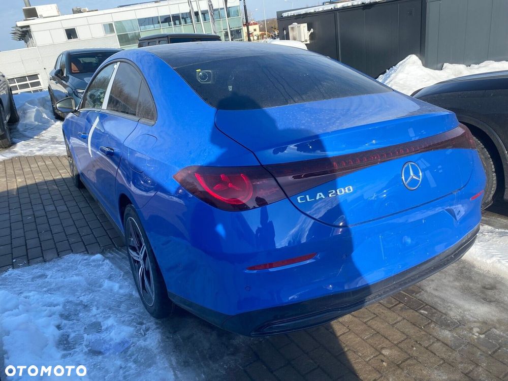 Mercedes-Benz CLA - 2