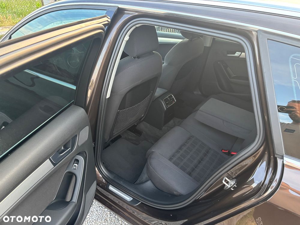 Audi A4 Avant - 9