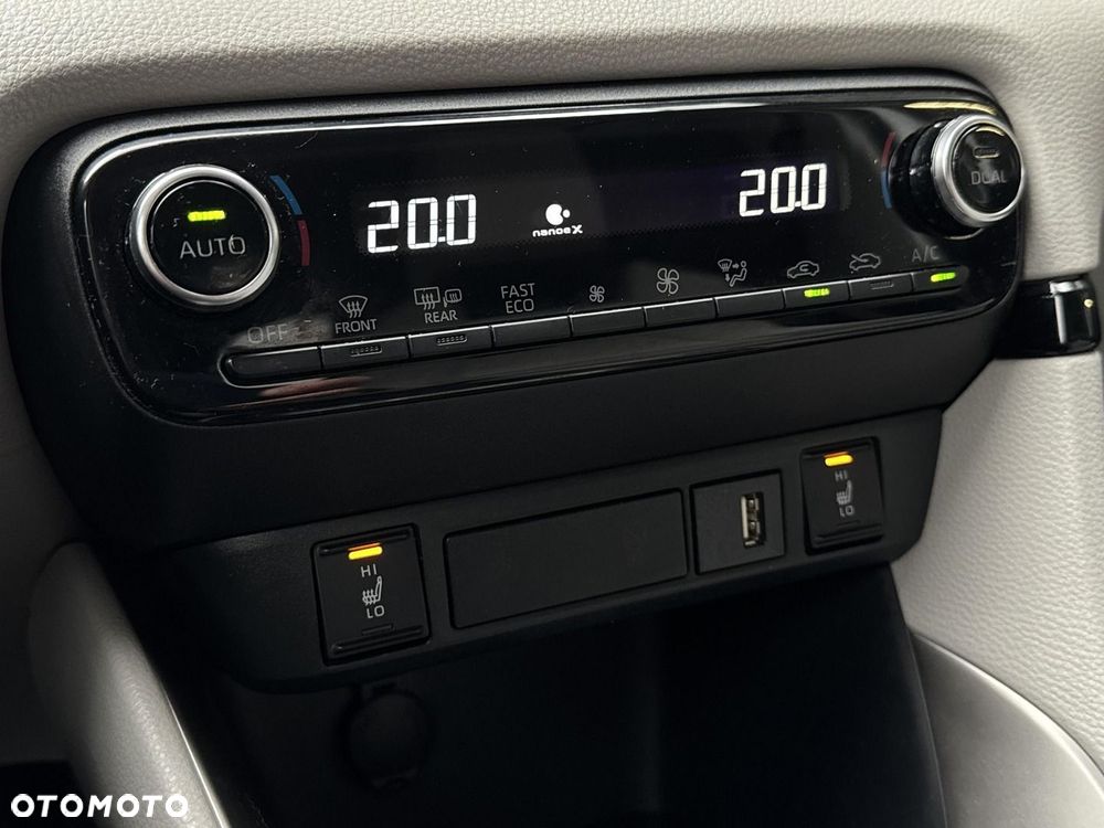 Toyota Yaris - 27