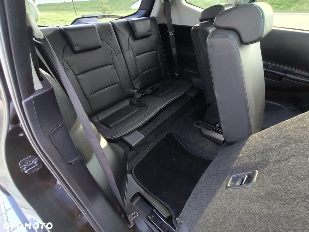Nissan Qashqai+2 2.0 360 - 17