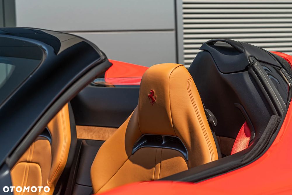 Ferrari SF90 Spider - 23