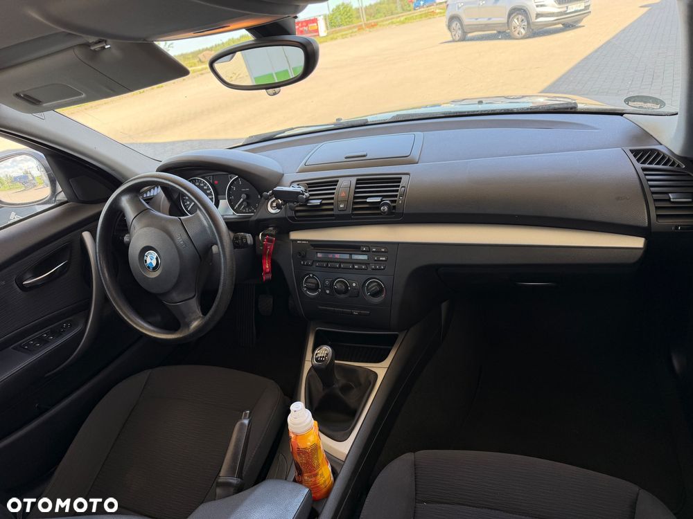 BMW Seria 1 116i - 15