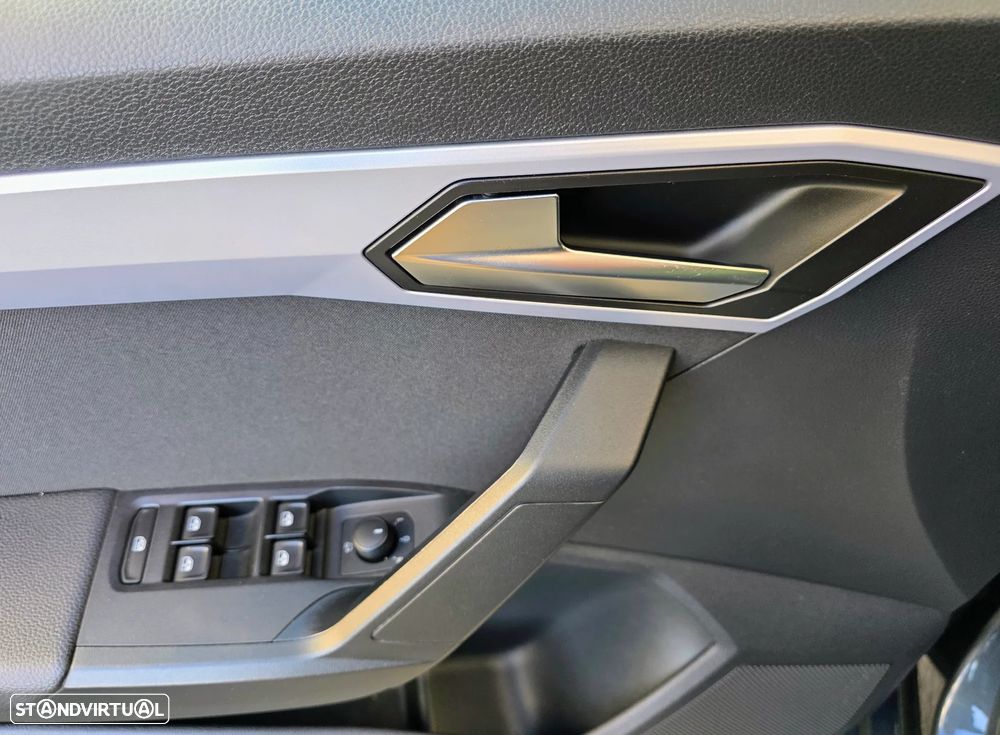 SEAT Ibiza 1.0 TSI FR - 30