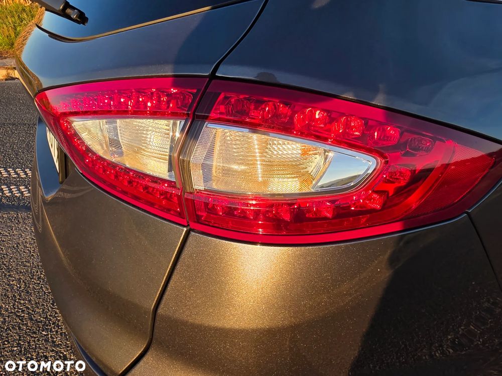 Ford Mondeo - 19