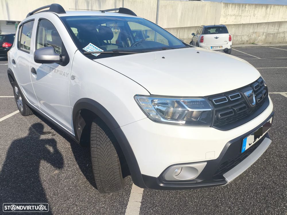 Dacia Sandero SCe 75 Essentiel - 2