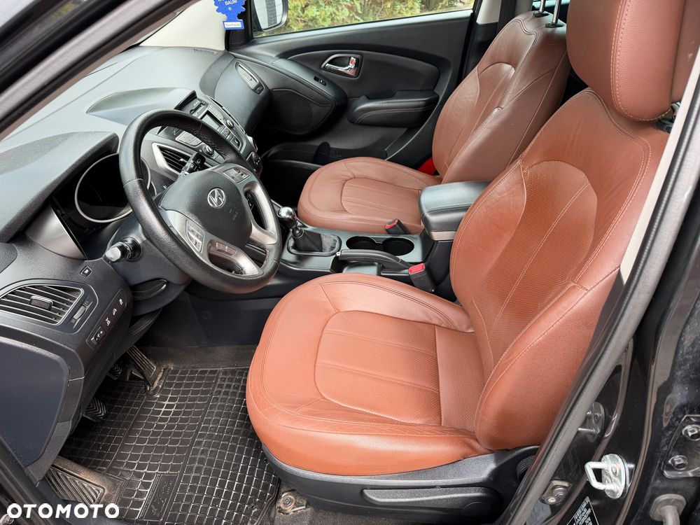 Hyundai ix35 2.0 CRDi 4WD Premium - 14