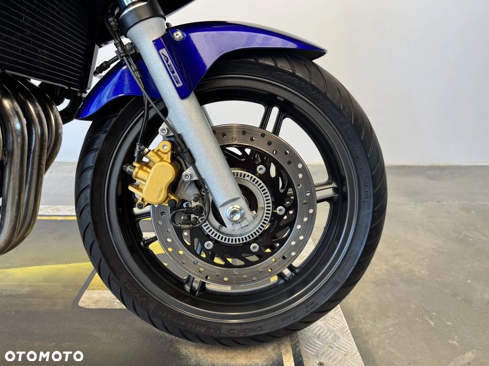 Honda CBF - 8