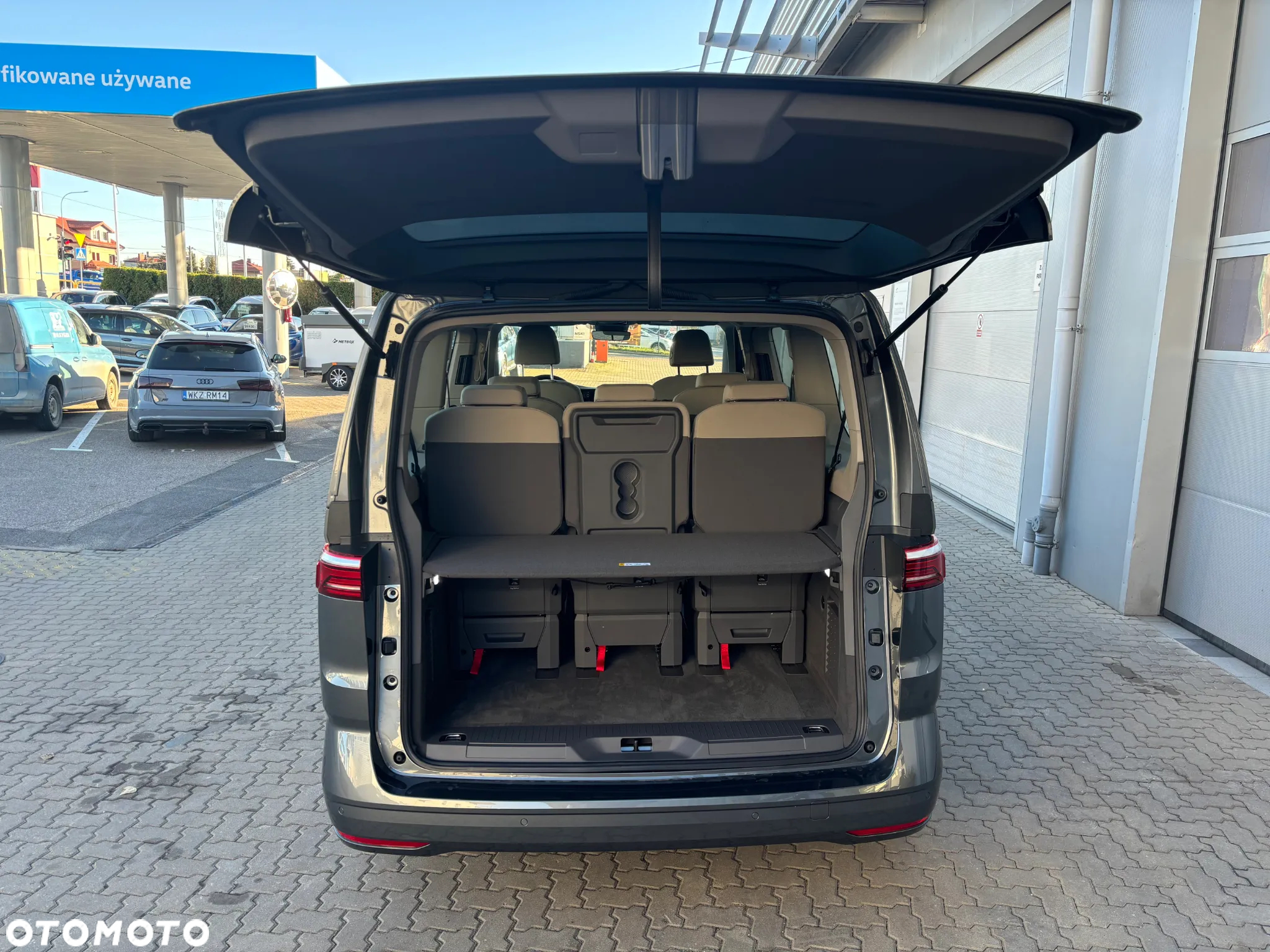 Volkswagen Multivan 2.0 TSI L2 Life DSG - 8