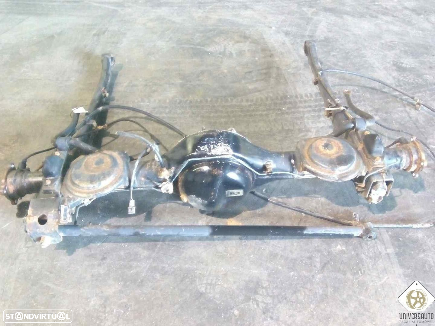 CHARRIOT TRASEIRO MITSUBISHI PAJERO SPORT I 2000 - 2