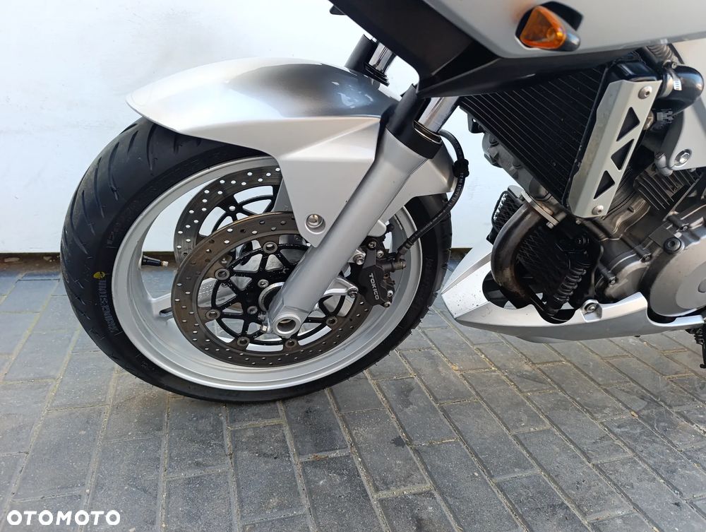Suzuki SV - 9