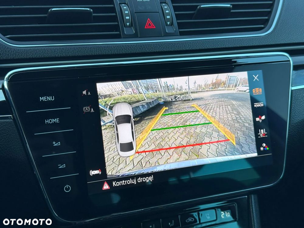 Skoda Superb 2.0 TSI 4x4 L&K DSG - 35