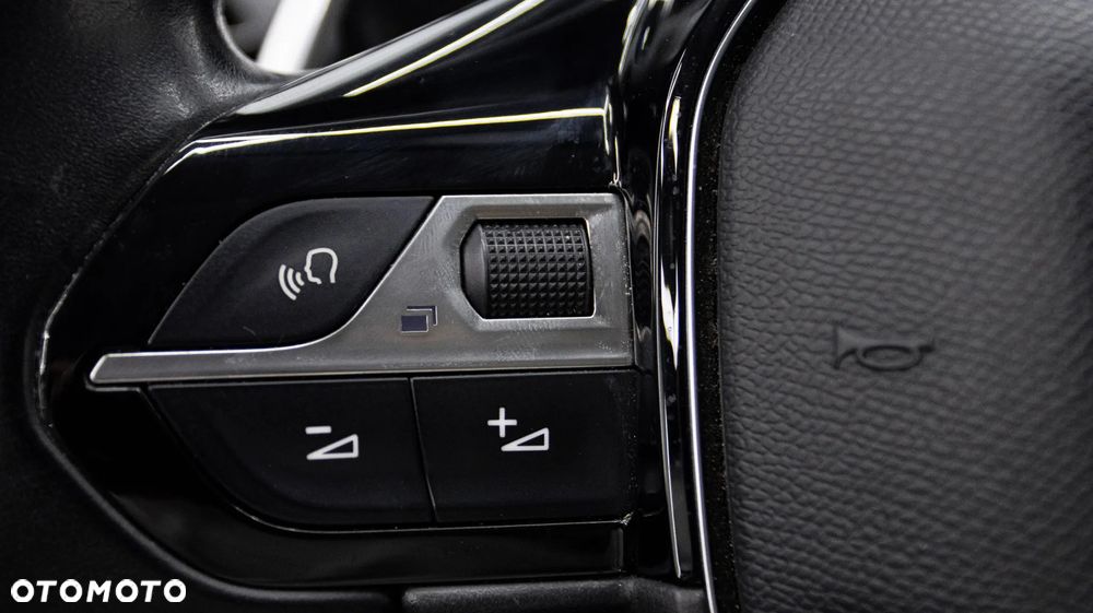 Peugeot 5008 2.0 BlueHDI Crossway S&S EAT8 - 25
