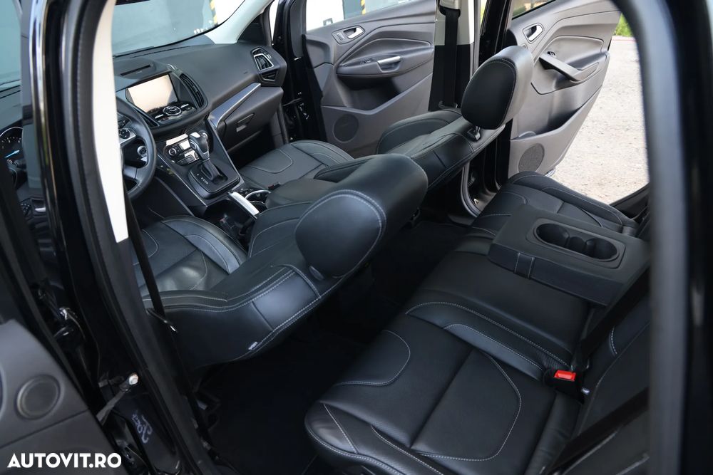 Ford Kuga 2.0 TDCi 4x4 Aut. ST-Line - 8