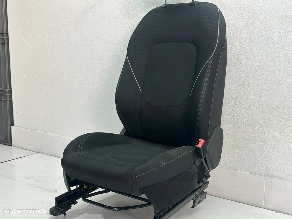 Conjunto Bancos - Ford Fiesta VII (2018) - 5