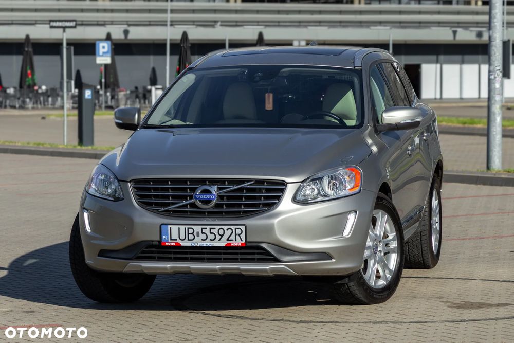Volvo XC 60 - 6