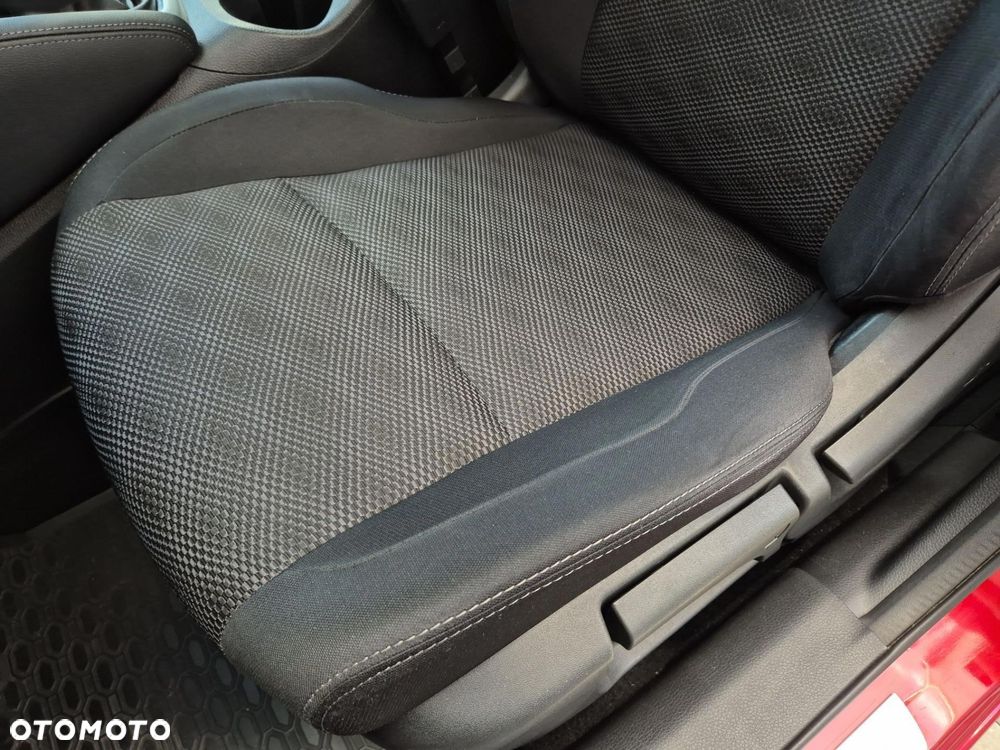 Nissan Qashqai 1.2 DIG-T N-Connecta EU6 - 13