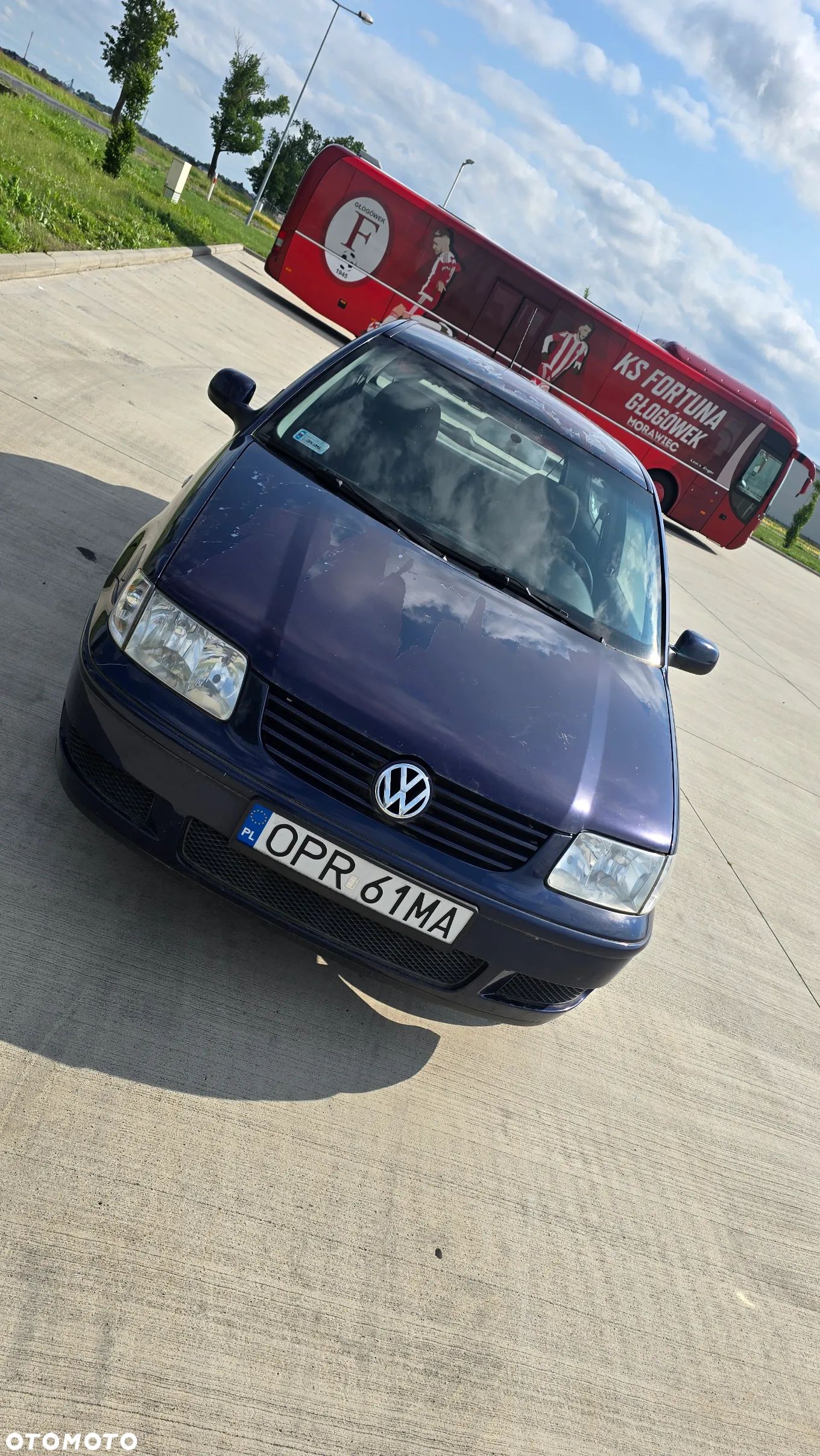 Volkswagen Polo 1.0 Basis - 1