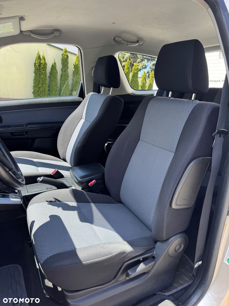 Suzuki Grand Vitara - 14
