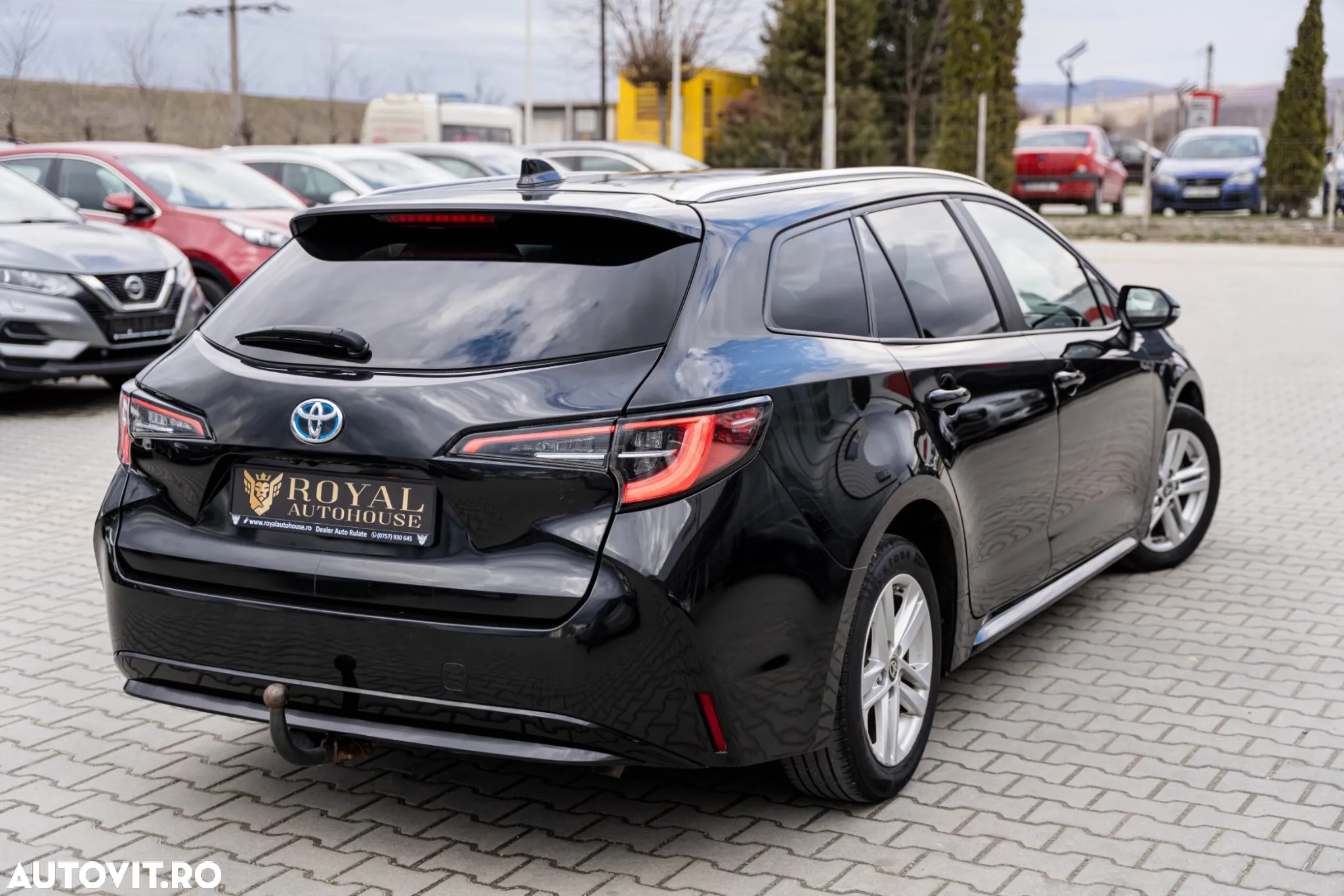 Toyota Corolla 1.8 Hybrid Touring Sports Business Edition - 4
