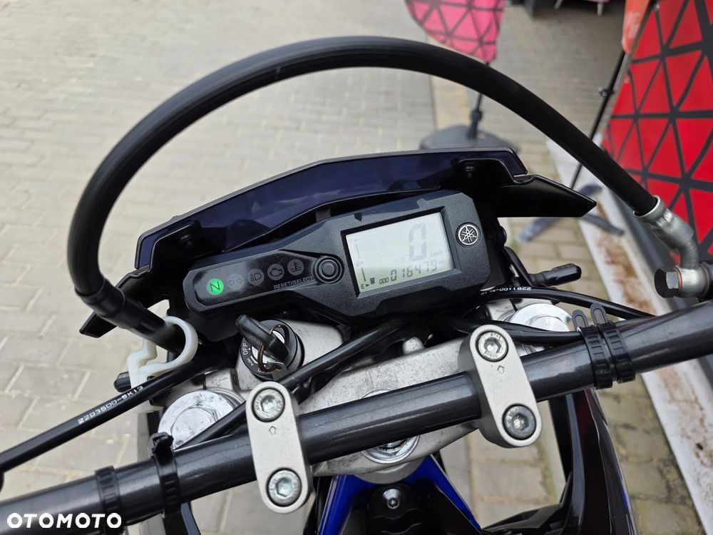 Yamaha WR - 18