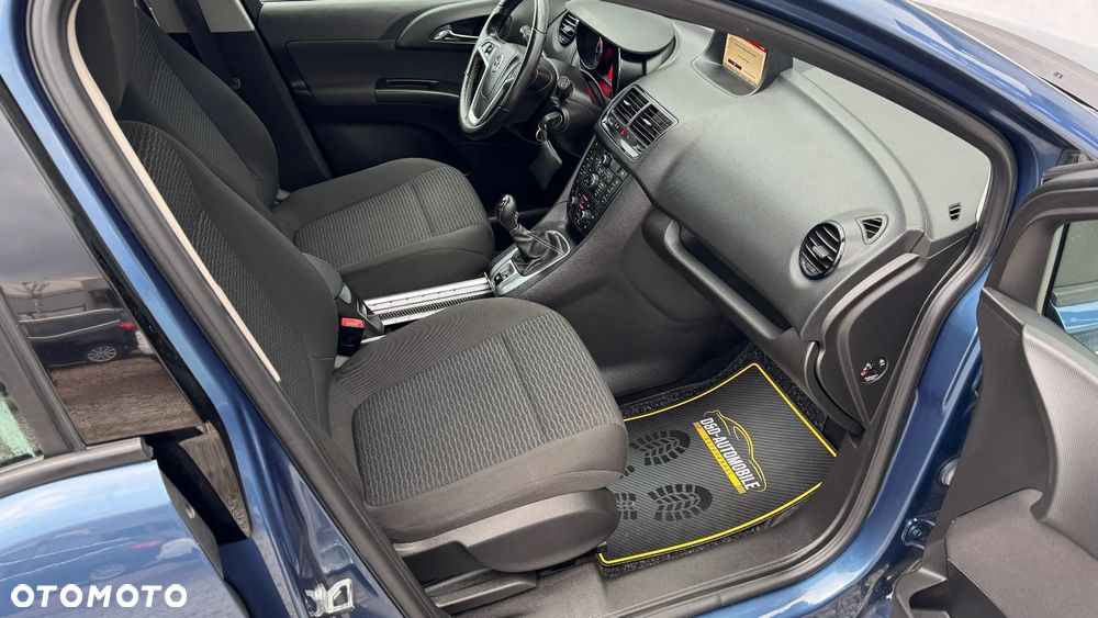 Opel Meriva 1.4 T Essentia - 27
