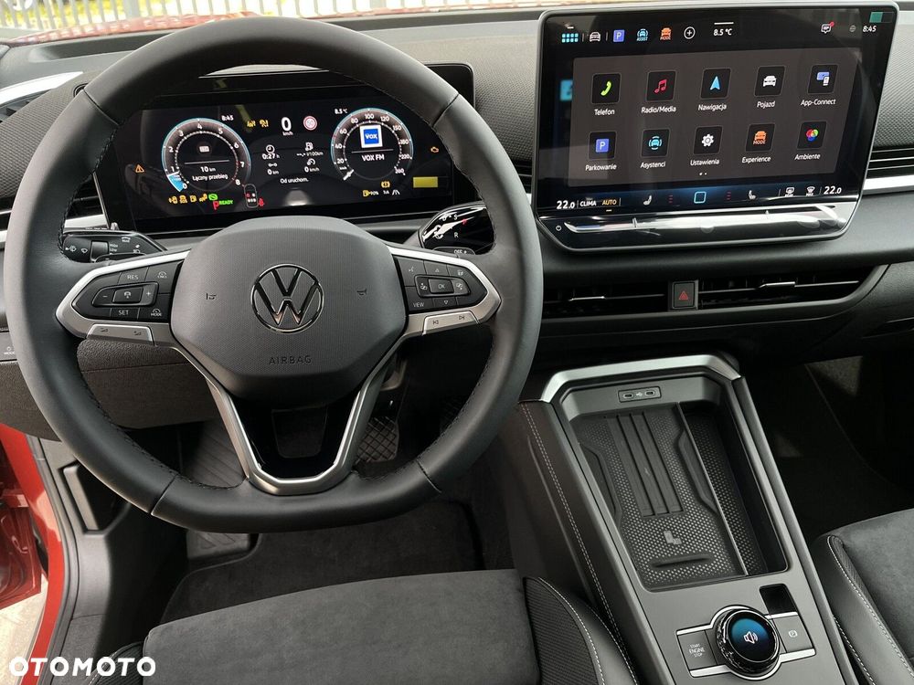 Volkswagen T-Roc - 21