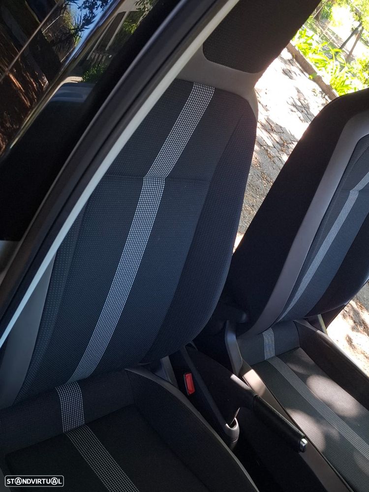 VW e-Up! - 19