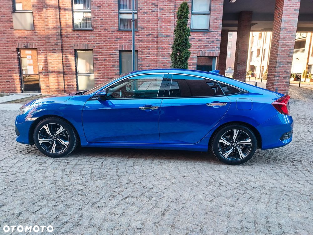 Honda Civic 1.5 T Executive CVT - 2