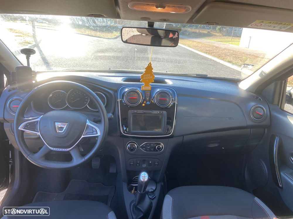 Dacia Sandero 0.9 TCe Stepway - 12