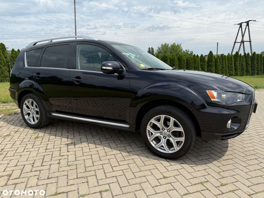 Mitsubishi Outlander 2.0 Intense 2WD EU5 - 9