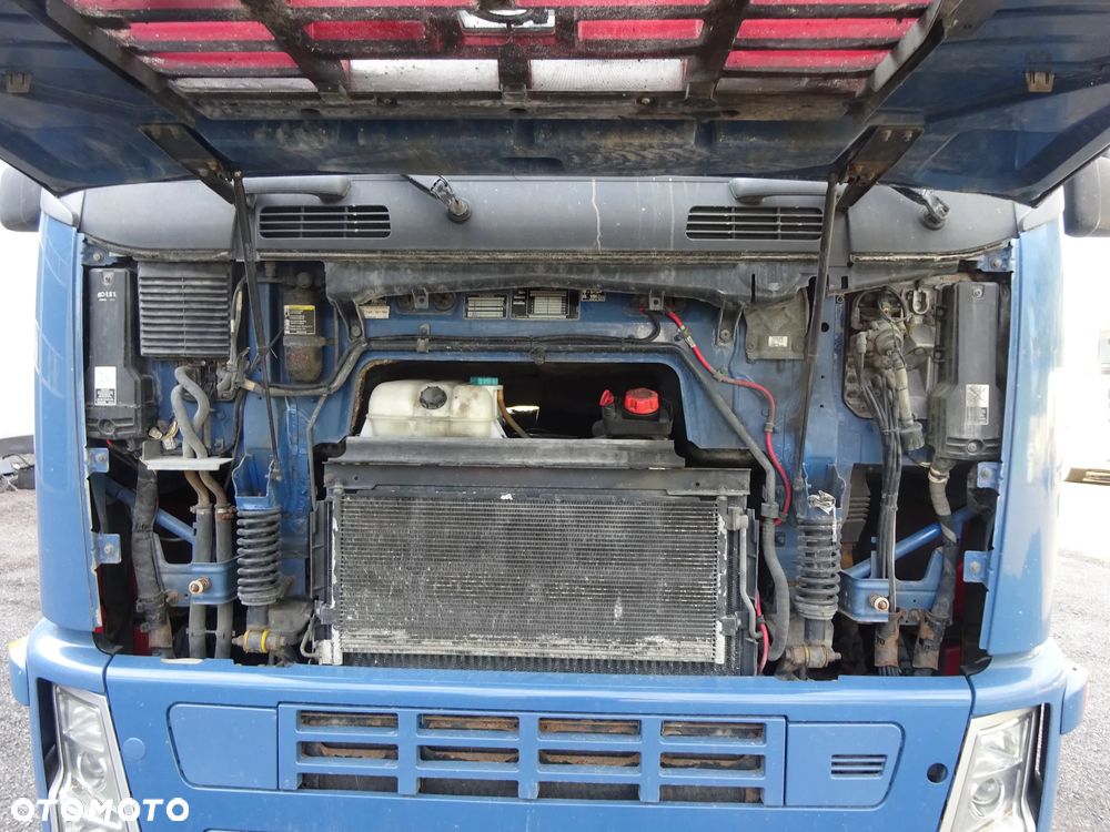 Volvo - 4