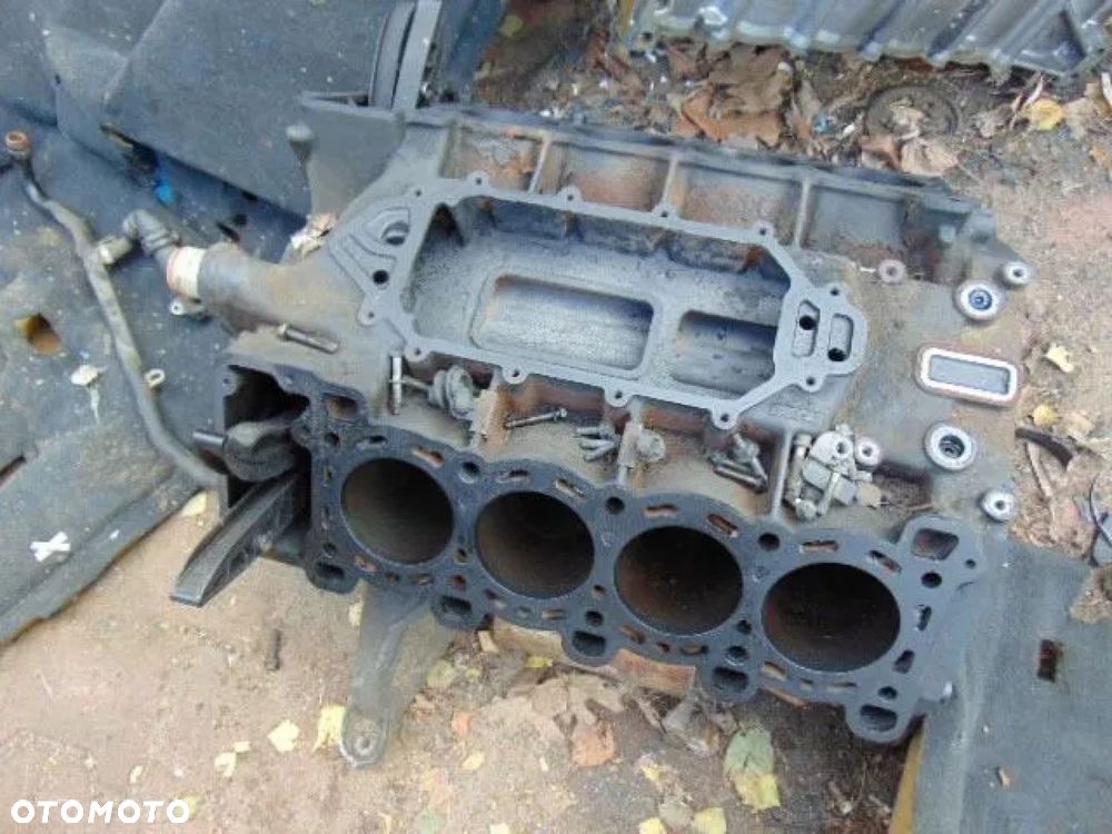 BMW E38 E65 4.0d 740d V8 M67 BLOK silnika BiTurbo - 8