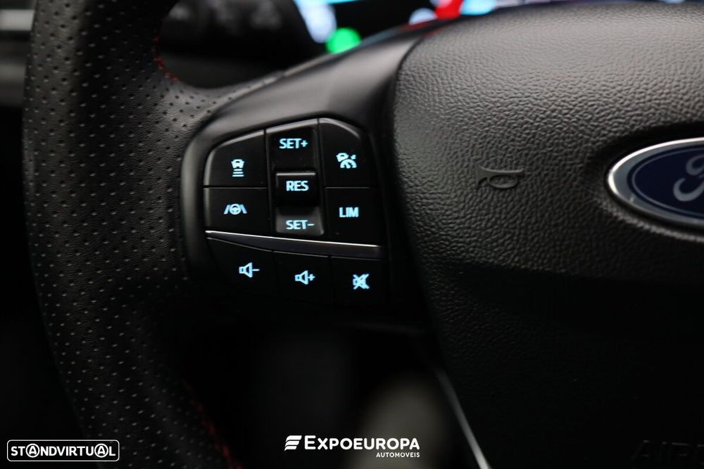 Ford Focus SW 1.0 EcoBoost Hybrid Aut. TITANIUM - 13