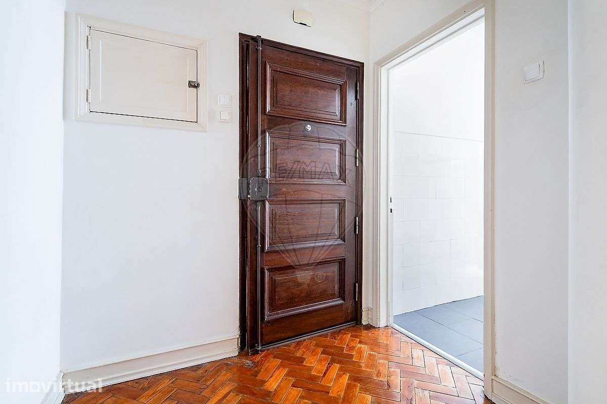 Apartamento T2 para arrendamento - Grande imagem: 2/18