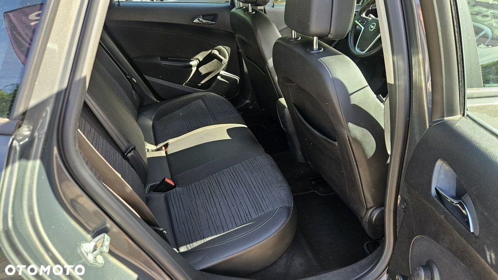 Opel Astra 1.6 Color Edition - 23
