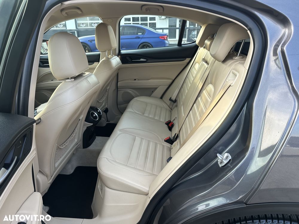 Alfa Romeo Stelvio 2.2 16V AT8 Q4 Super - 15