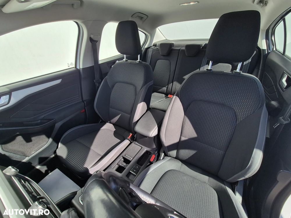 Ford Focus 1.5 EcoBlue Titanium - 10