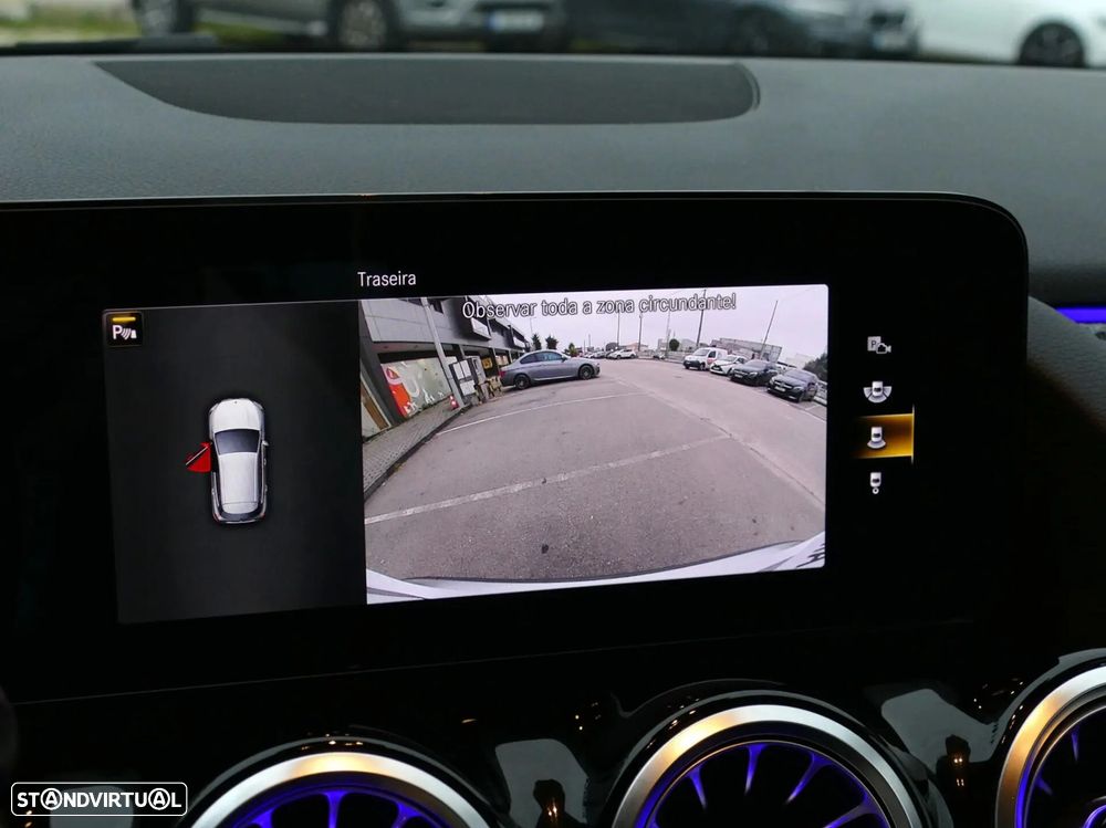 Mercedes-Benz GLA 180 d AMG Line - 22