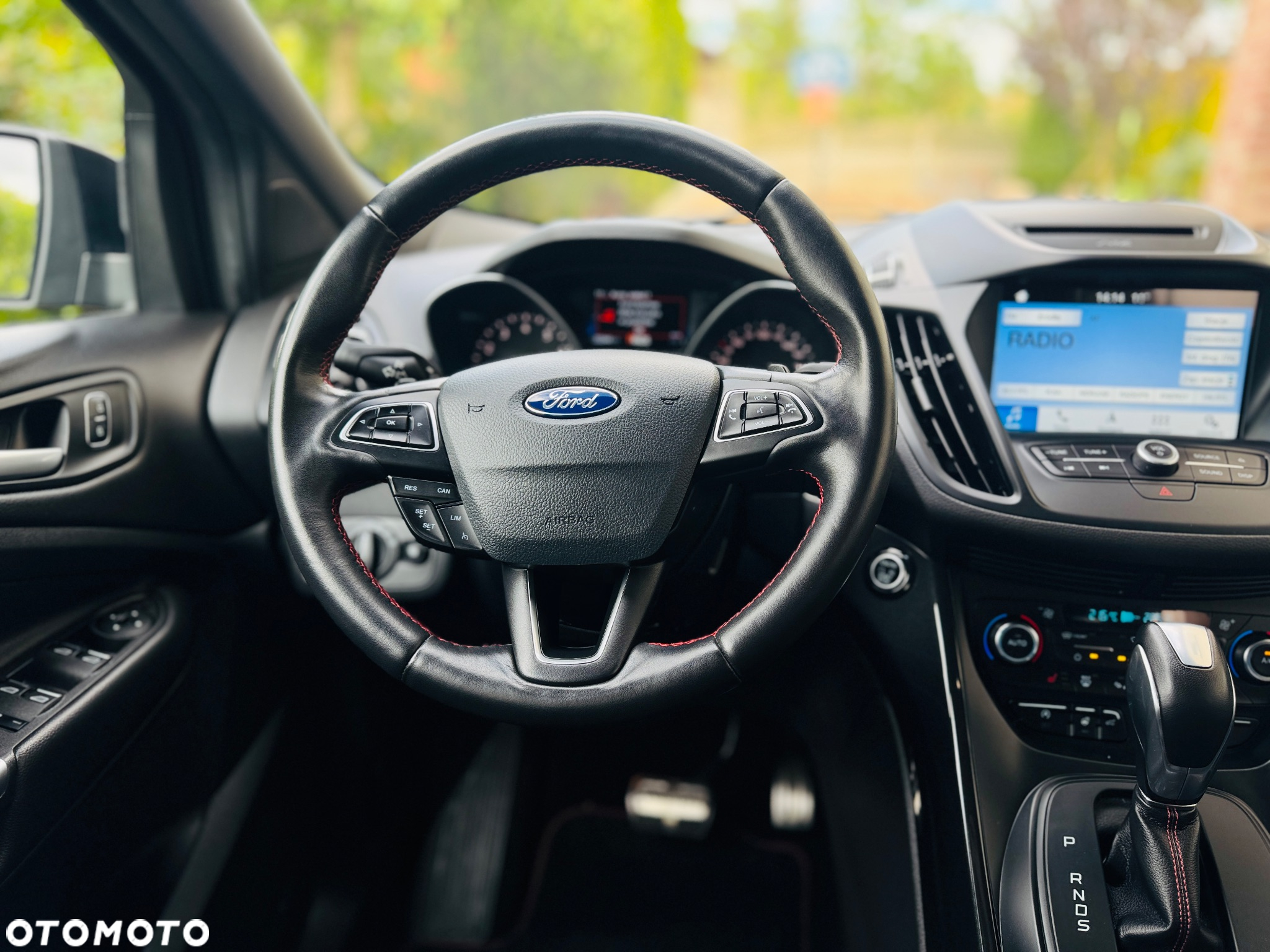 Ford Kuga 1.5 EcoBoost 4x4 ST-Line - 32
