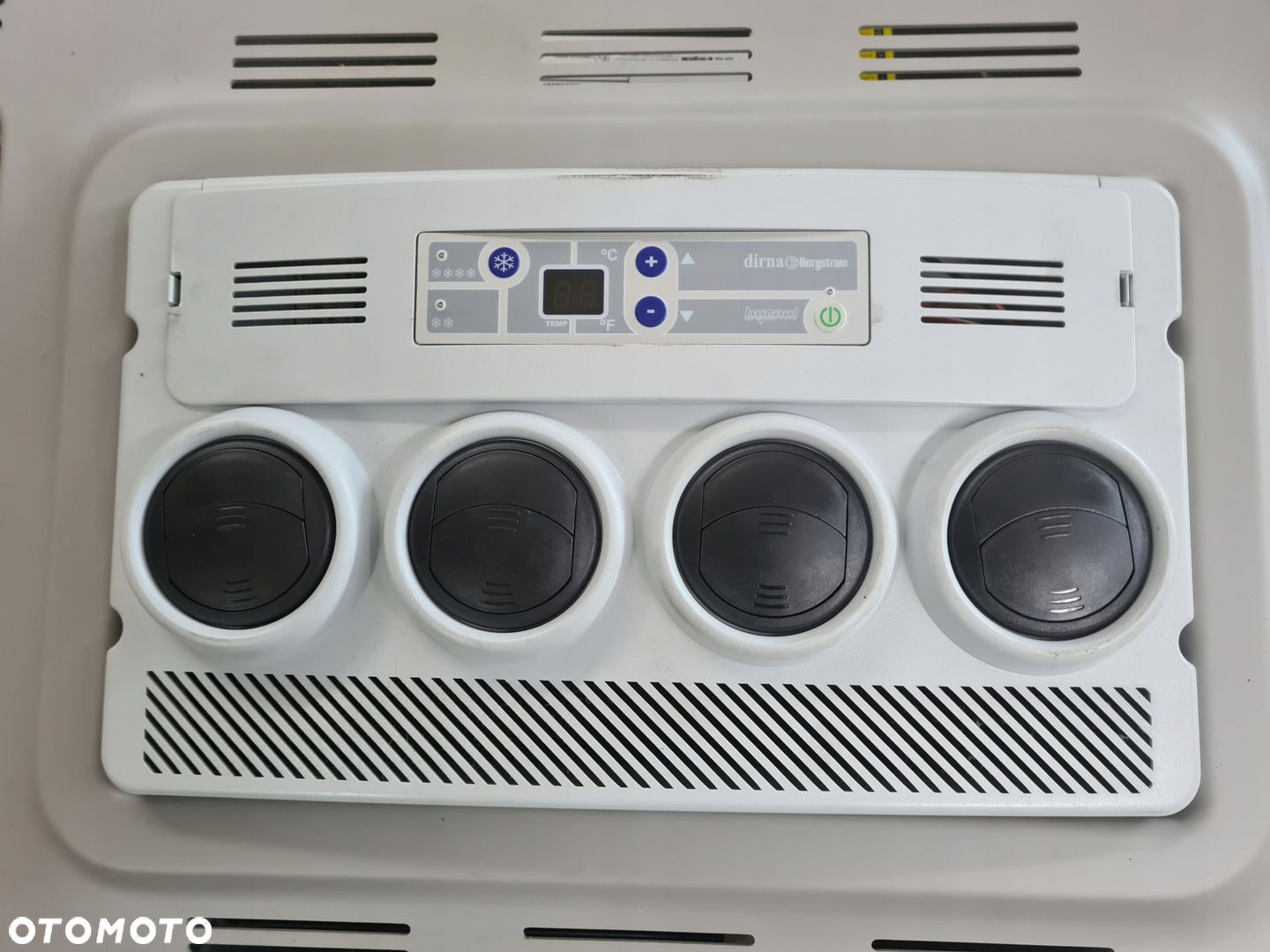 KLIMATYZACJA POSTOJOWA DIRNA BERGSTROM 24V SLIMFIT RENAULT GAMA T - 11