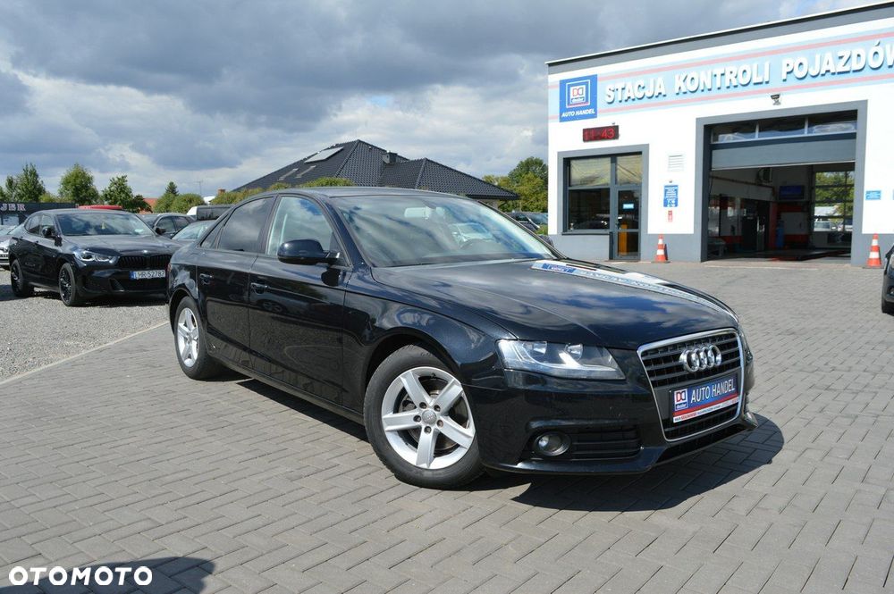 Audi A4 Limousine - 7