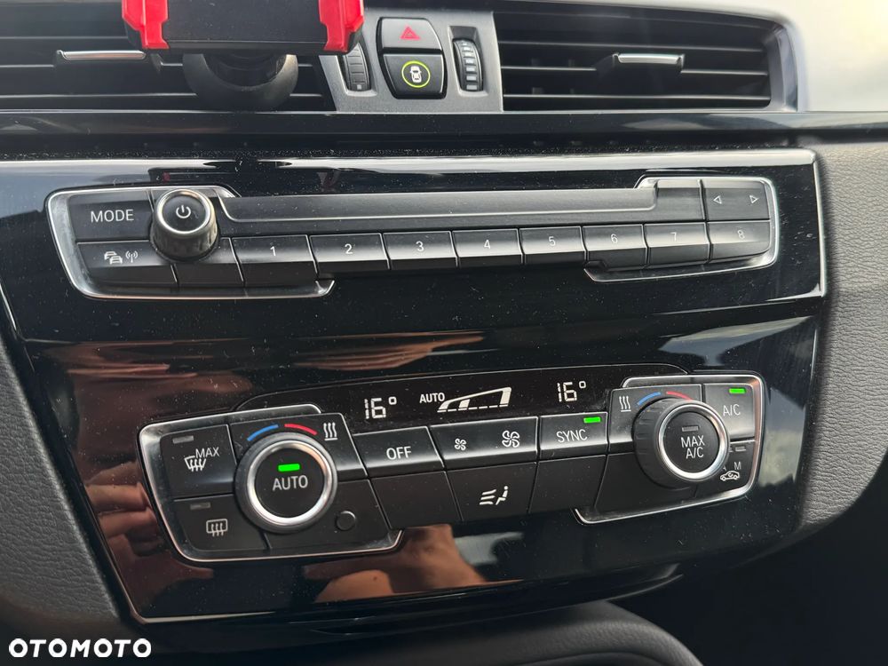 BMW X1 sDrive18d Advantage - 16